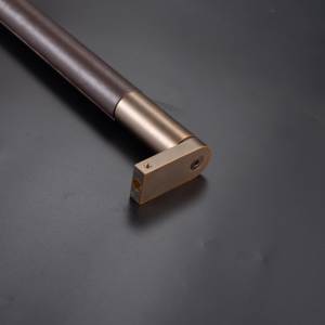 Tiradores y tiradores de puertas de latón de lujo modernos Herrajes de puerta plegables de fábrica personalizados para hoteles Negocios Villas Apartamentos - Product Image 3