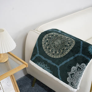 ผ้าห่มขนแกะลายโบโฮสำหรับเด็กหญิง & เด็กชายผ้าห่มผ้าฟลีซลายเหรียญสุดเก๋สวยงามสีขาวและสีเขียว - Product Image 2