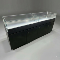Vitrine élégante pour bijouterie, vitrine d'opticien, éclairage LED, armoire à montres et bijoux, comptoir de présentation de bijoux, design pour magasin