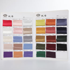 Những mẫu áo khoác, quần và váy nửa thân màu xám có họa tiết thời thượng dành cho nữ, chất liệu vải <span class=keywords><strong>satin</strong></span> polyester trên sàn diễn thời trang - Product Image 6