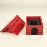 Boîte à montre en bois en forme de maison, peinture rouge brillante, insert en mousse EVA, logo personnalisé, boîte d'emballage pour montre, vente en gros, coffret cadeau de luxe pour montre