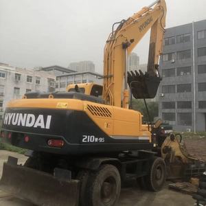 Excavatrice sur pneus Hyundai 210W-9S d'occasion, 22 tonnes, modèle 2022, godet de 1,34 m, moteur Cummins de 124 kW, composants principaux inclus, roulement - Product Image 1