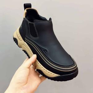 M015 New Spring Men's Handmade Casual Leather Shoes <b>Retro</b> Large Toe, Slip-on Thick-soled Breathable Trendy Men's Leather Shoes - Product Image 3
