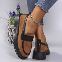Vente en gros d'usine, nouvelle collection 2025, chaussures simples, imprimé léopard, mode, grande taille, plateforme épaisse, mocassins lumineux pour femmes
