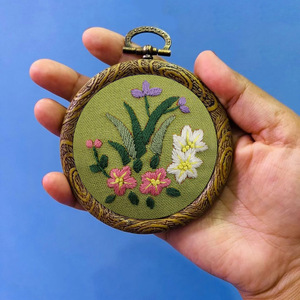 Kit ricamo colorato Kit <span class=keywords><strong>punto</strong></span> <span class=keywords><strong>croce</strong></span> fai da te compreso panno da ricamo con motivo floreale e Kit di strumenti di avviamento - Product Image 2