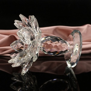 <span class=keywords><strong>Bougeoir</strong></span> en <span class=keywords><strong>cristal</strong></span> de lotus K9 2024 / <span class=keywords><strong>Bougeoir</strong></span> en <span class=keywords><strong>cristal</strong></span> de lotus pour décoration de mariage, décoration de la maison, centre de table - Product Image 4