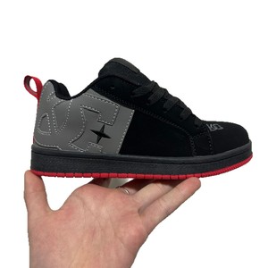 Scarpe da Corsa Classiche Retrò Leggere con Lacci per Uomo e Donna, Stile Sportivo Tinta Unita Traspirante e Confortevole per la Stagione Autunnale - Product Image 5