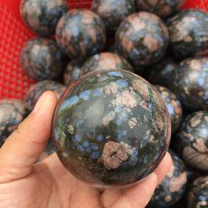 Boules d'amphioles bleues en cristal naturel, en gros, polies, de guérison, sphère de glachophane, artisanat en cristal, sphère de glachophane pour la décoration - Product Image 4