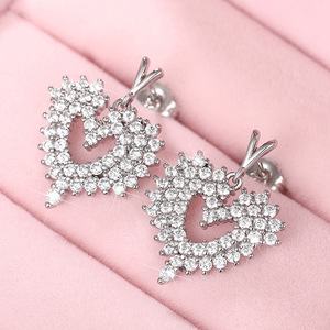Orecchini Pendenti a Cuore Scintillante per Donne, Orecchini Pendenti con Effetto Pavé, Gioielli di Moda per Uso Quotidiano e Feste - Product Image 4