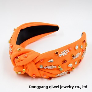 Diadema de Halloween para mujer, estilo europeo-americano, con accesorios de calavera de tela negra y naranja con pedrería, anudada - Product Image 2