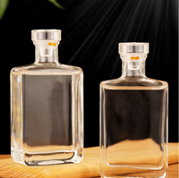 Produits d'emballage jetables en verre de bouteille de vin d'eau de boisson haut de gamme avec forme et marque personnalisées