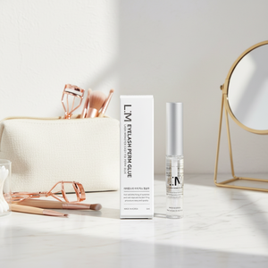 กาวติดขนตาปลอมสูตรเกาหลี ความหนืดสูง ใช้งานง่าย พร้อมแปรงสำหรับมือใหม่ ติดทนนาน ใช้ง่าย - Product Image 3