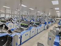 Machine à carder le cachemire entièrement automatique à pression négative Yuanquan pour l'élimination des poils grossiers