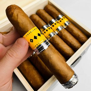 Anneaux de cigare haut de gamme, hologrammes, bandes de cigare, étiquettes de cigare en feuille d'or, bande pour solutions d'emballage de cigare exclusives, autocollants personnalisés - Product Image 3
