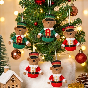 Ornements de Noël faits à la main en forme de mini-ours soldat, jouets et cadeaux de Noël, directement de l'usine - Product Image 4