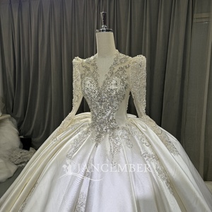 Lsoy077 Vestido de Novia Moderno de Gala con Cuentas Abundantes, Escote Corazón, Cola Capilla, Largo hasta el Suelo, de Spandex/Poliéster, para Iglesia Real - Product Image 2