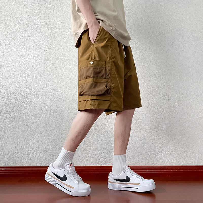 สีน้ำตาล