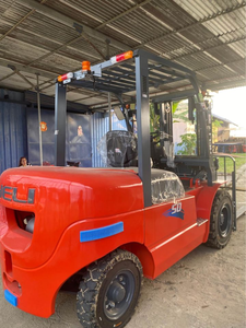 Carretilla Elevadora tcm Todoterreno Hilt De Gas Glp Venta ديزل Heli Mini 3 Ruedas 6 Transmission Kaliper - Product Image 3