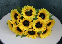 Bouquet de tournesols artificiels faits main en gros, fleurs décoratives douces pour la maison, pour la fête des Mères, Pâques, la Saint-Valentin, la remise des diplômes