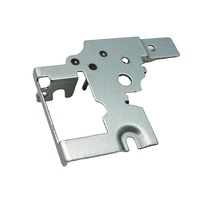 Services d'emboutissage CNC de qualité supérieure, emboutissage de tôles métalliques avec finition galvanisée SGCC/SPCC, service d'usinage pour boîtiers/supports informatiques