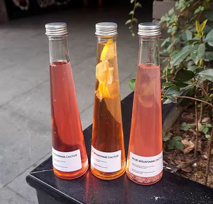 Vente en gros de bouteille de boisson en verre sans BPA de 250ml/330ml, bouchon à vis de conception de cône vide pour thé au lait infusé à froid, eau minérale, <span class=keywords><strong>tequila</strong></span> - Product Image 3