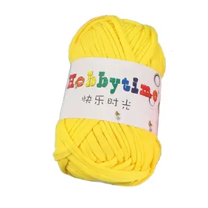 Gros solide et Multi couleurs t-shirt fil 100% Polyester fantaisie fil à tricoter modèles 100g balle fil pour sacs à main au Crochet