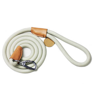 Correa de Tracción de Nailon Trenzado Personalizada de Lujo para Mascotas Pequeñas, Ajustable, con Cintas Sólidas - Product Image 3