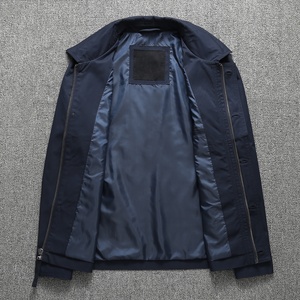 Nuovo Stile Giacca Bomber Americana Retrò Casual da Uomo in Tela con Colletto Alto per Primavera Autunno Giovani - Product Image 4