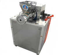 Petite machine à samosas multi-usages avec moteur, en acier inoxydable, capacité de 60 pièces/minute pour la production de samosas