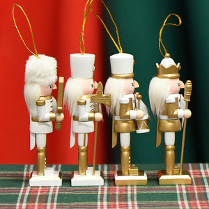 Casse-noix en bois peint en or de haute qualité, décoration de Noël à suspendre, décorations de Noël pour l'arbre de Noël, pour les fêtes - Product Image 2