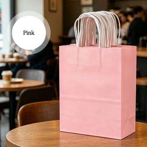 Sac en papier kraft écologique fait main, élégant, avec poignée torsadée, en matériaux recyclés, résistant et imperméable à l'humidité - Product Image 3