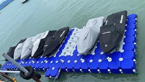 مكعب بكرة عائم بلاستيكي للسيارة النفاثة مع ونش وحبال - Product Image 2