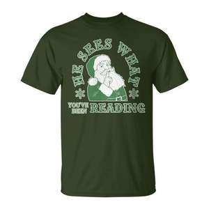Camiseta navideña He Sees What You've Been Reading, verde, para hombre, talla XL - Product Image 1