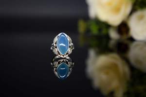 Anillo de Calcedonia Azul, Hecho a Mano, Plata de Ley 925, Engaste de Bisel con Piedra Natural, Joyería Elegante para Mujer - Product Image 4