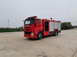 Indonesia Market Isuzu GIGA 4x2 8000L Fire Tender <b>Compact</b> Size Fire Fighting Truck for Rural Village Rescue - Product Image 2
