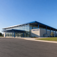 Centre aquatique à structure en acier, natatorium, dôme, fenêtre de toit, mur rideau, cadre de portique, bâtiment sportif