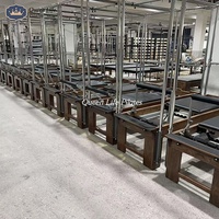 Queenlife Cadillac Reformer Pilates en bois de noyer, cadre en acier robuste pour studio commercial, chariot à glissière lisse