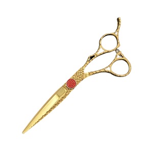 กรรไกรตัดผม L2 ขนาด 6 นิ้ว สีทอง กรรไกรซอยผม ด้ามจับแบบโปร่ง ดีไซน์ประดับอัญมณี สำหรับใช้งานด้านความงาม ใช้ได้กับคนถนัดขวา ใบมีดมาตรฐาน - Product Image 5
