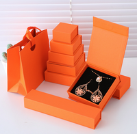Boîte à rabat magnétique en gros, boîte cadeau en papier rigide avec logo personnalisé, boîte à rabat à fermeture magnétique de luxe pour l'emballage