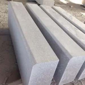 Bán buôn đá Granite tự nhiên cong kerb đá-trung Quốc Nhà cung cấp ngoài trời Vườn Đá Vỉa Hè kerbstone/