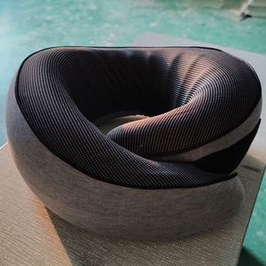 Oreiller de voyage en U rafraîchissant en mousse à mémoire de forme, coton et polyester, pliable, pour avion, avec logo, masque pour les yeux, vente en ligne - Product Image 6