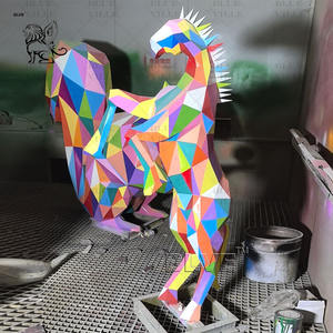 Statua di Mucca in Metallo per Decorazione Villa BLVE, Design Moderno, Scultura Geometrica di Toro in Acciaio Inossidabile Rosso - Product Image 2