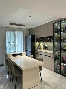 Ensemble complet d'armoires de cuisine modernes en bois massif personnalisées de haute qualité pour une conception de cuisine luxueuse - Product Image 6