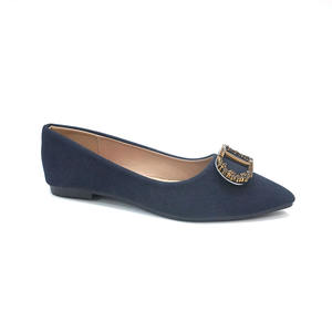 Scarpe basse da donna taglia 36-46 in pelle scamosciata a punta per l'estate autunno primavera-fibbia Slip-On <span class=keywords><strong>ballerine</strong></span> taglie forti leggere - Product Image 3