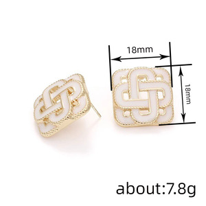 Orecchini a Perno Geometrici Quadrati Classici per Donne, Design Vintage a Rete, per Uso Quotidiano in Ufficio, Accessori Regalo per Feste - Product Image 6