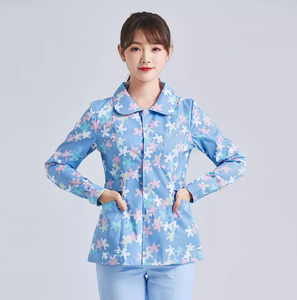 花柄ポリエステル/コットン女性用半袖スクラブトップナース制服病院マタニティおよび産後使用 - Product Image 5