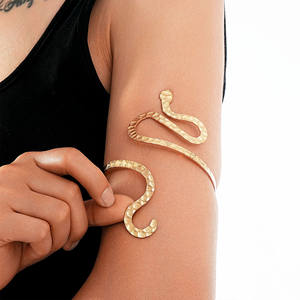 Brazalete SZ120 con Forma de Mariposa para el Brazo para Mujer, Banda Brillante Dorada de 18K, Ajustable para Novia - Product Image 4