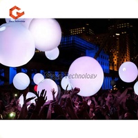Ballon de foule de fête de taille personnalisée de ballon de lumière LED en PVC gonflable coloré pour accessoires de scène de Concert