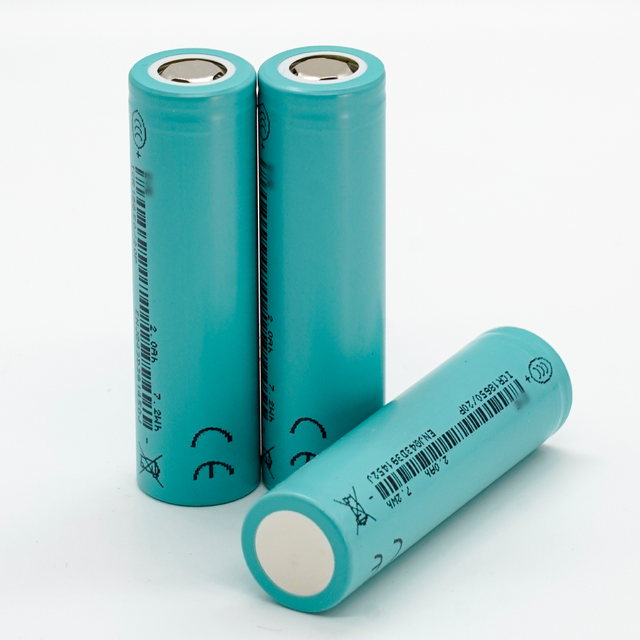 Apower 18650 20P 20A 2000mAh 3.7v Solid State LiFePO4 Cathode Cylindrical Rechargeable Battery Korea 1000 Cycle Life 48g