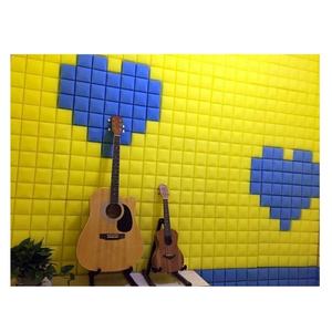 Yiacoutic - 75 Piezas <span class=keywords><strong>de</strong></span> Espuma Acústica Absorbente <span class=keywords><strong>de</strong></span> Sonido, <span class=keywords><strong>Aislamiento</strong></span> Acústico para <span class=keywords><strong>Estudio</strong></span> <span class=keywords><strong>de</strong></span> Grabación/Podcasts, Forma <span class=keywords><strong>de</strong></span> Pirámide - Product Image 5